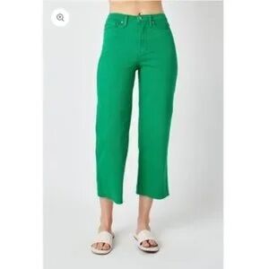 Judy Blue High Rise Wide Leg Crop Jeans Kelly Green Garment Dyed Size 9/29